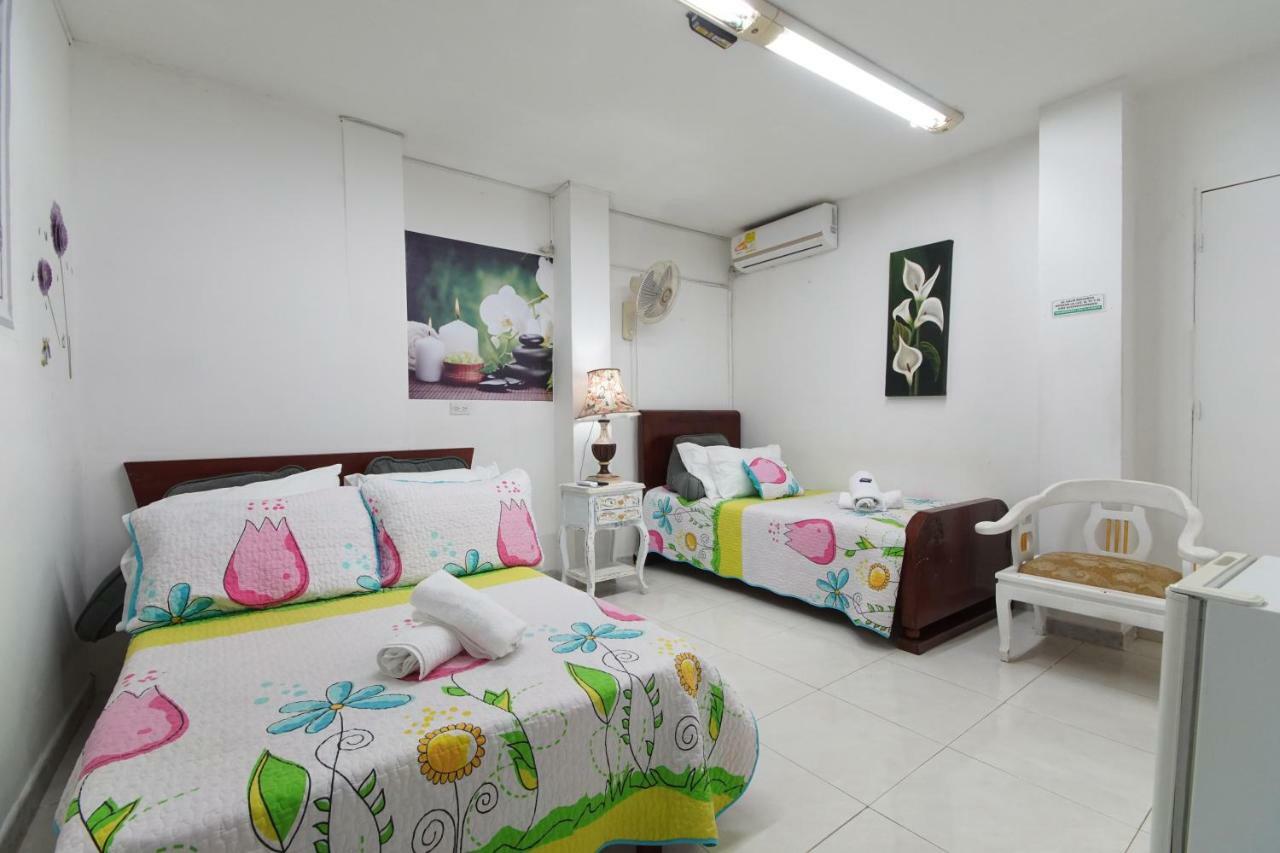 Hostal Tequendama Martha Santamaria Cali Eksteriør billede